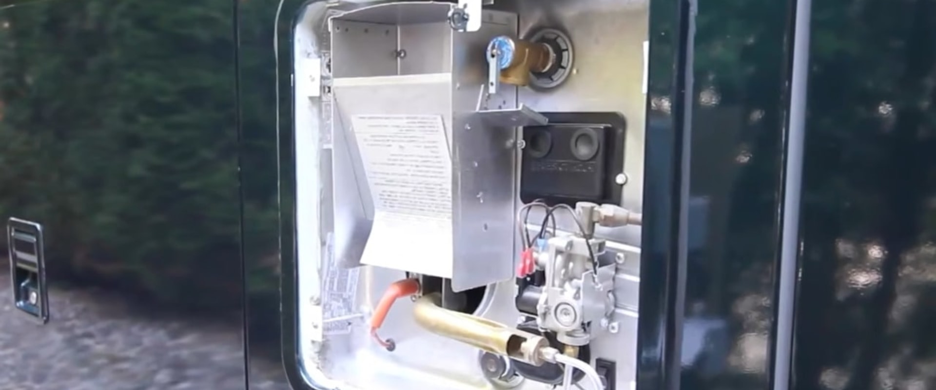 How to turn on hot water system australia?